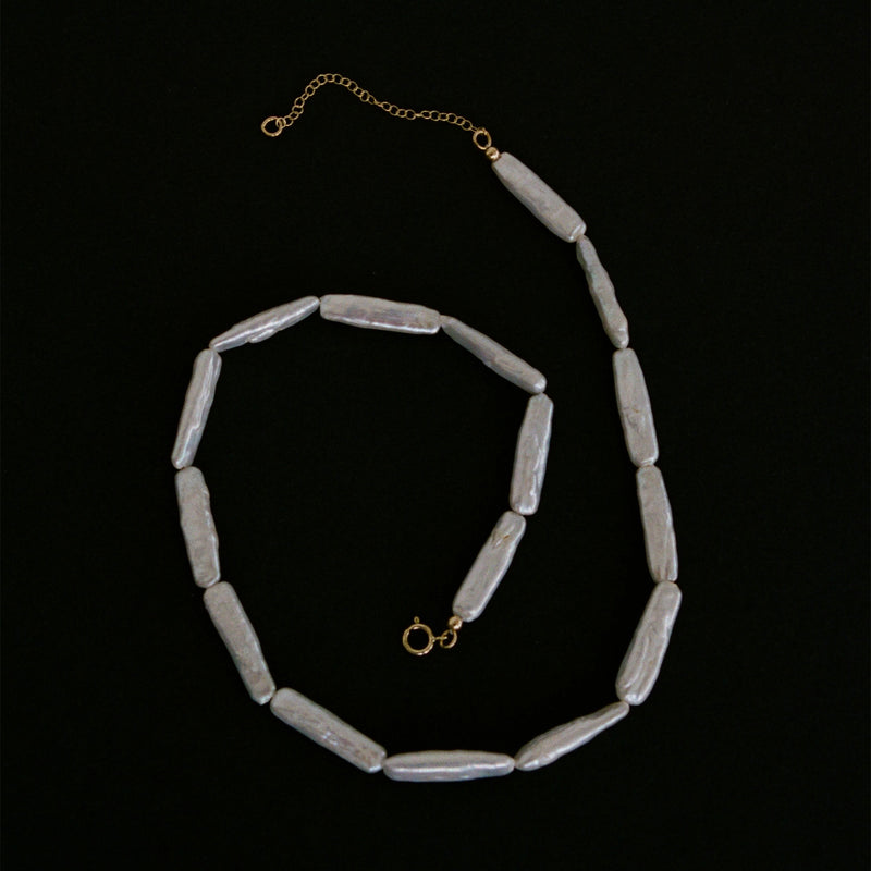 Handcrafted freshwater pearl necklace with solid 9k gold clasp and chain — Tahlais
